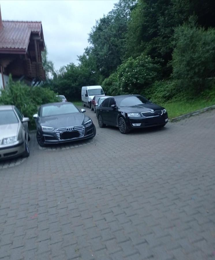 Lev Hotel Tuhlja Kültér fotó