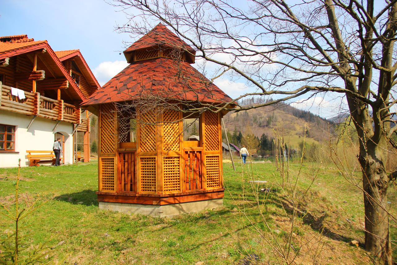 Lev Hotel Tuhlja Kültér fotó