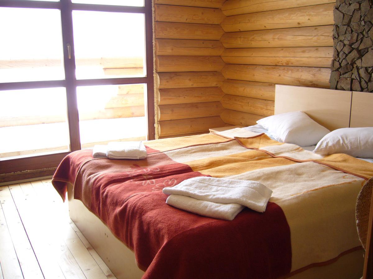 Lev Hotel Tuhlja Kültér fotó