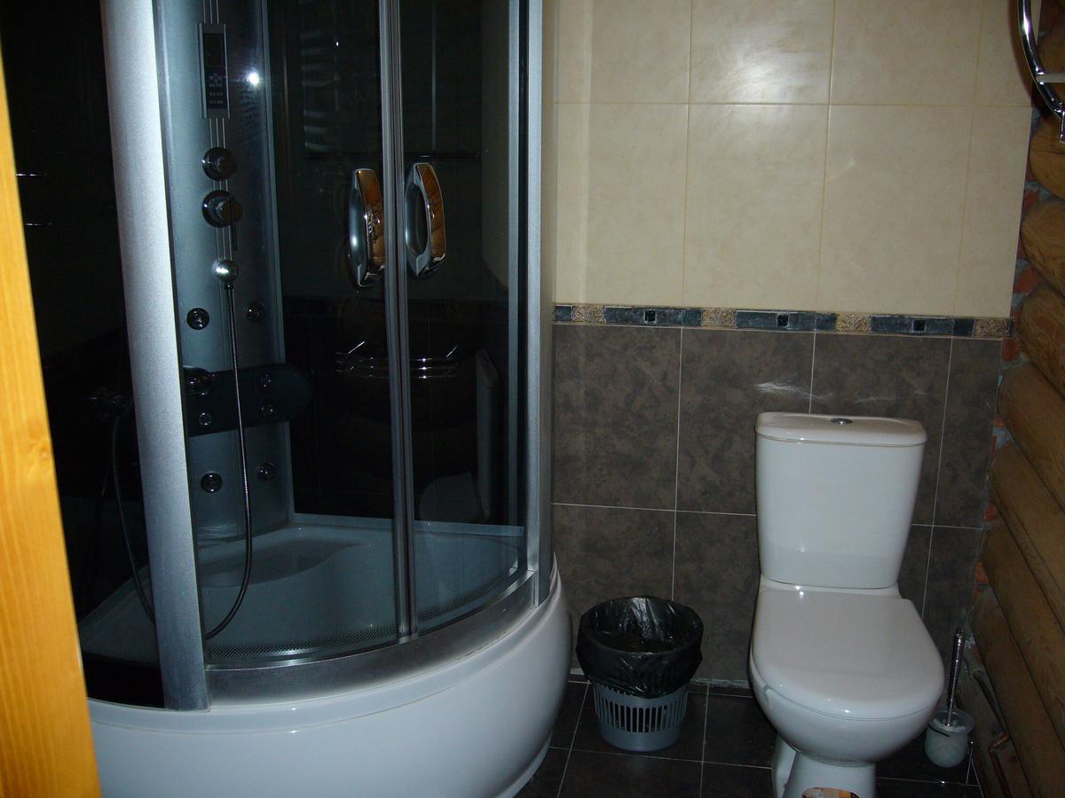 Lev Hotel Tuhlja Kültér fotó