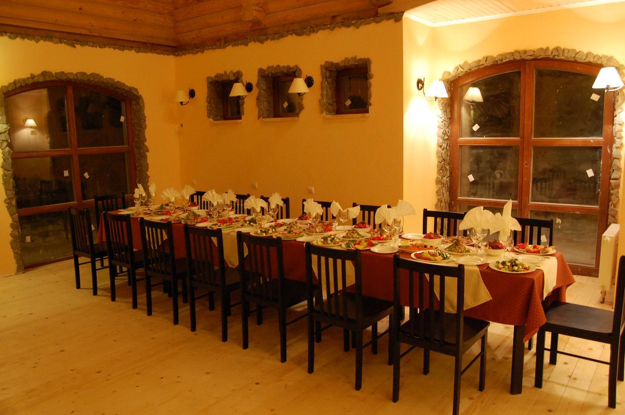 Lev Hotel Tuhlja Kültér fotó