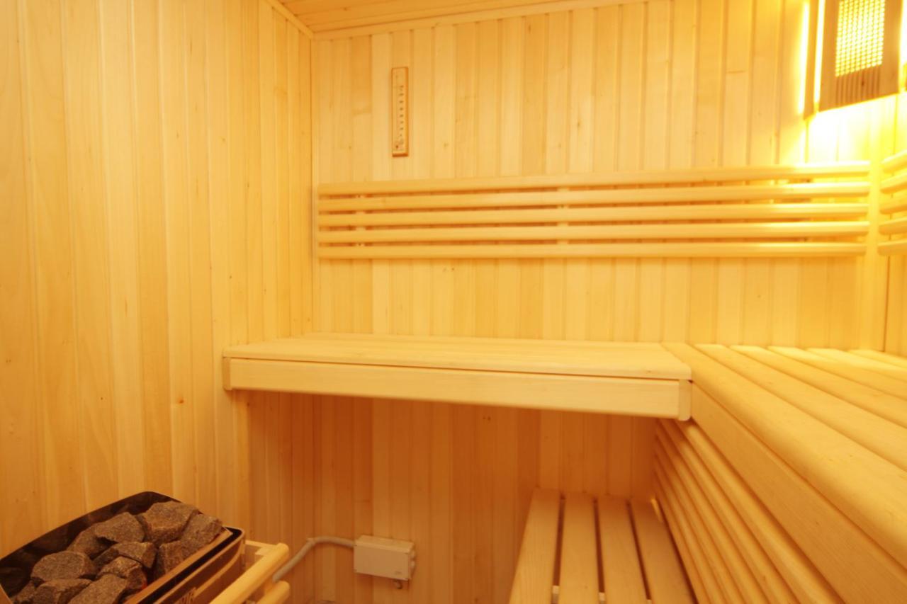 Lev Hotel Tuhlja Kültér fotó